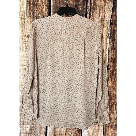 J Crew Silk Star Novelty Print Button Up Blouse Taupe Size 2 - Picture 2 of 7